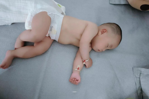 大兴安岭宝宝发烧可以喝牛奶吗